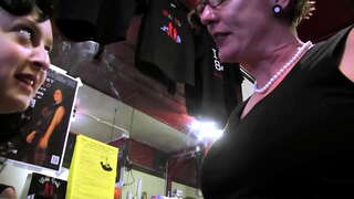 Bar fokkers - lesbiër volwasse milf HDpornvideo