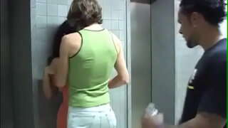 Monica Mattos ilk videolarından birinde