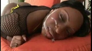 ���ಲ್&#039; ಹಾಸಿಗೆ ಕಪ್ಪು