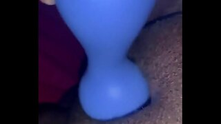 באַסטי מאָם