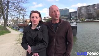 ���້າພະເຈົ້າໃຊ້ເວລາມັນຢູ່ທາງຫນ້າຂອງສາມີຂອງຂ້າພະ